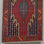 1077 1068 ORIENTAL RUG